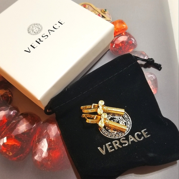 DO NOT BUY , ONLY FOR M Versace Night & Day Huggie Column Earrings - Picture 2 of 8